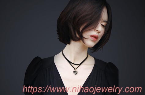 Exotic alloy plating Necklace set 